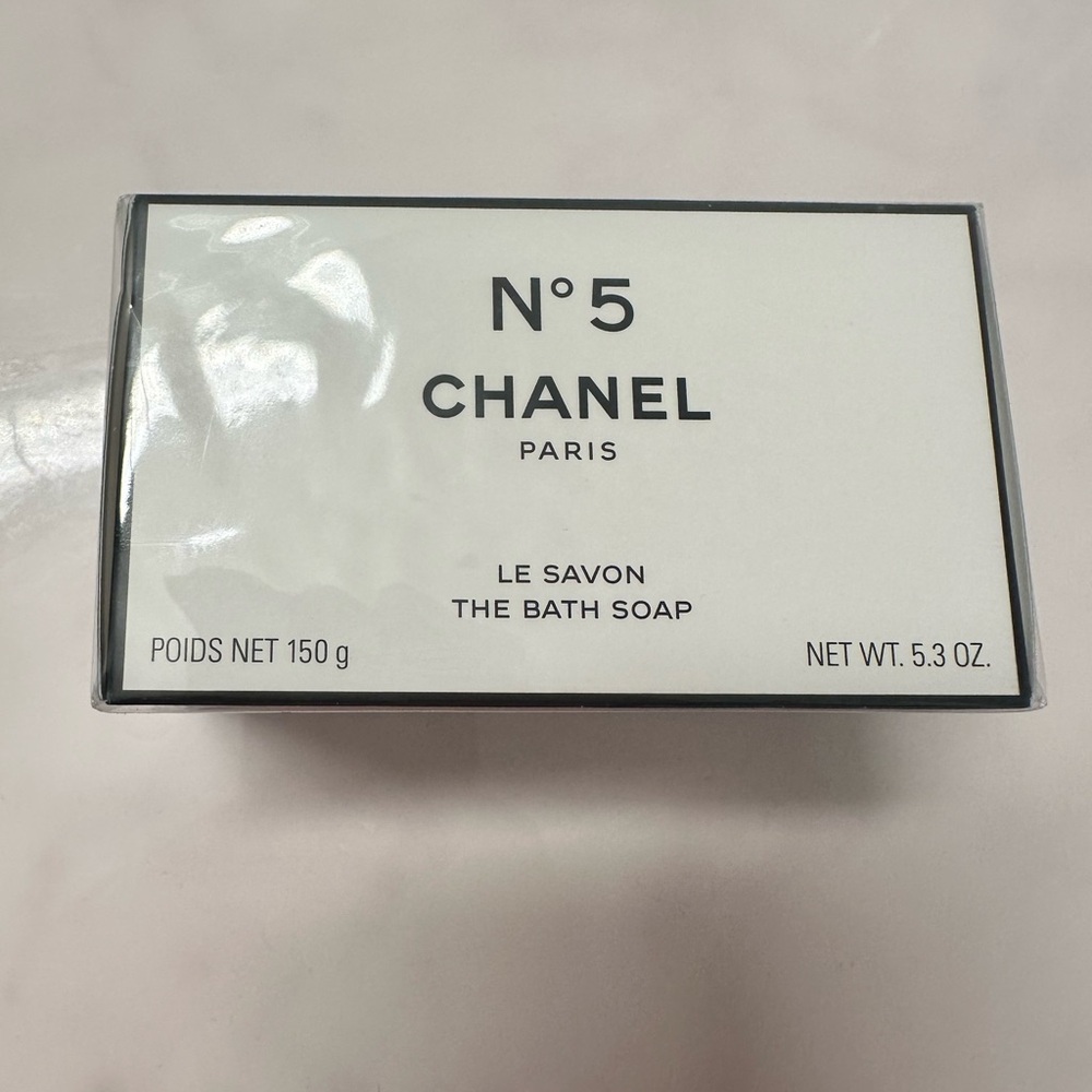 Chanel No. 5 Le Savon Bath Soap - Picture 4 of 7
